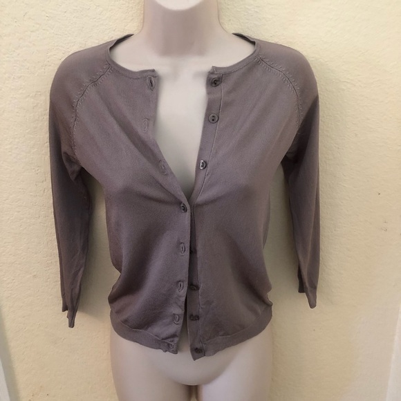 𝅺zara beige button down sweater, small - Picture 4 of 11